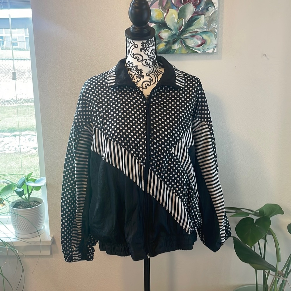 Blair Boutique Vintage 80’s style Windbreaker